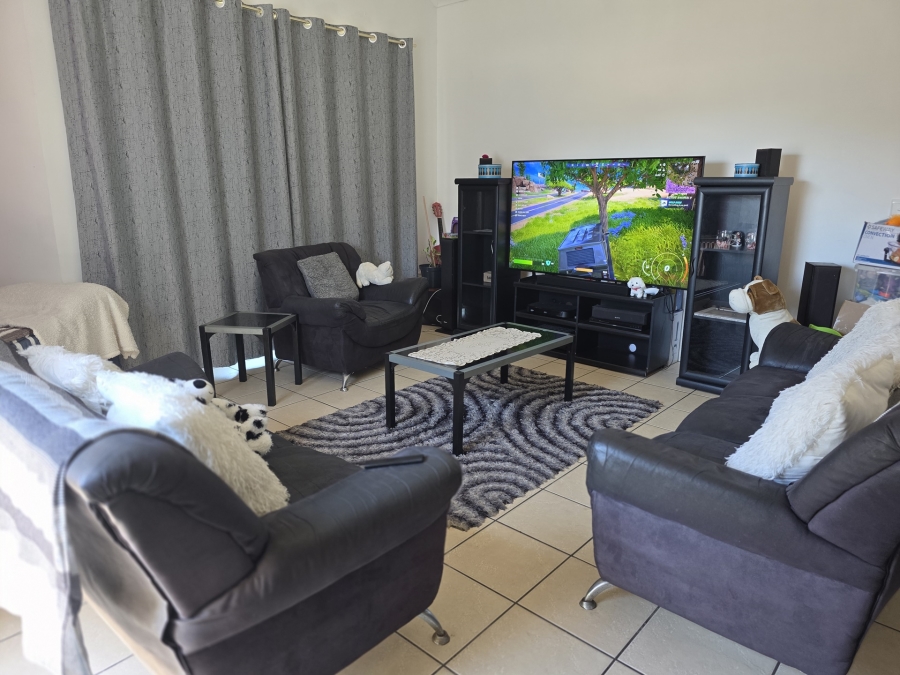2 Bedroom Property for Sale in Bredasdorp Western Cape